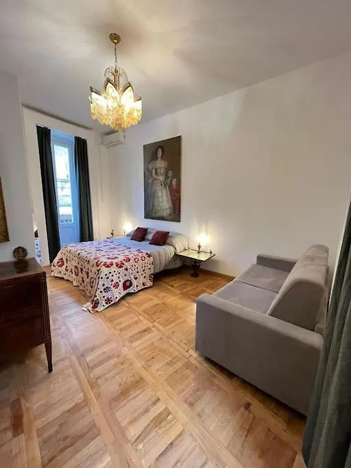 Ventaglieri Panoramic Rooftop In The Historic Center Naples Apartment